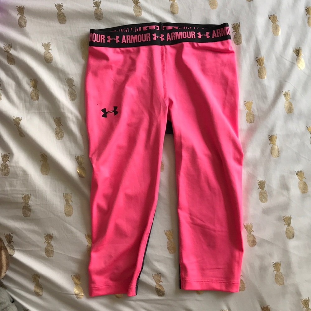 Under Armour capris!